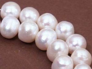 Lare Pearl Beads
